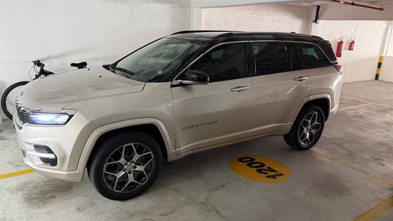 JEEP COMMANDER 2.0 TD380 TURBO DIESEL OVERLAND AT9